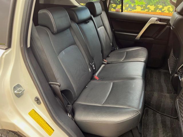 TOYOTA LANDCRUISER PRADO 2019