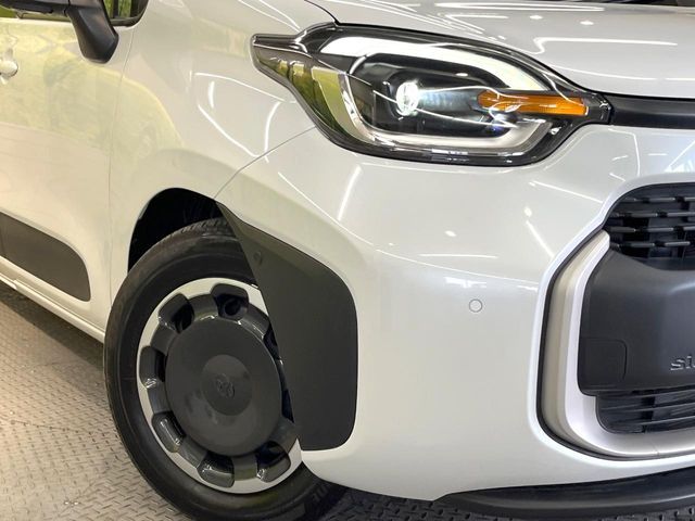 TOYOTA SIENTA HYBRID 2024