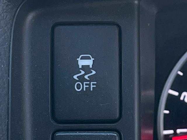 TOYOTA HIACE van 4WD 2019