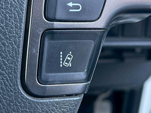 TOYOTA HIACE van 2WD 2021