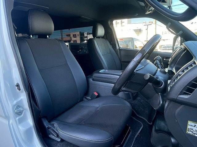 TOYOTA HIACE van 2WD 2021