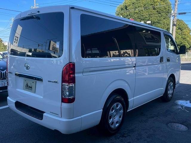 TOYOTA HIACE van 2WD 2021