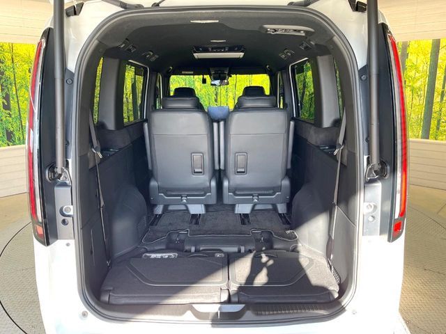 HONDA STEPWAGON e:HEV SPADA 2023