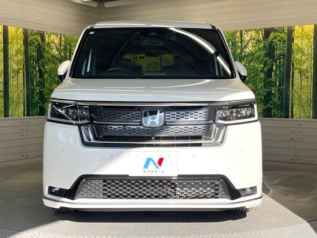 HONDA STEPWAGON e:HEV SPADA 2023