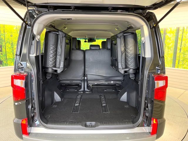 MITSUBISHI DELICA D:5 4WD 2024