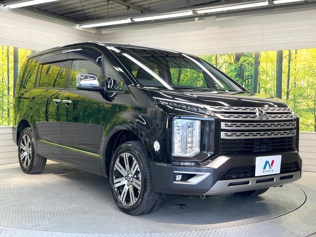 MITSUBISHI DELICA D:5 4WD 2024