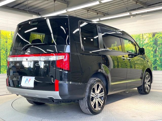 MITSUBISHI DELICA D:5 4WD 2024