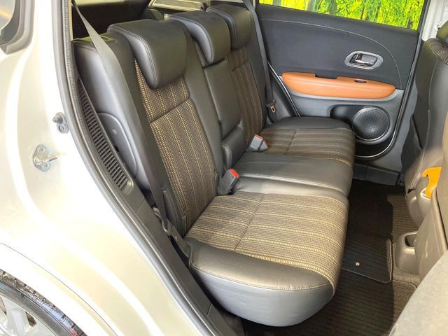 HONDA VEZEL HYBRID 2015