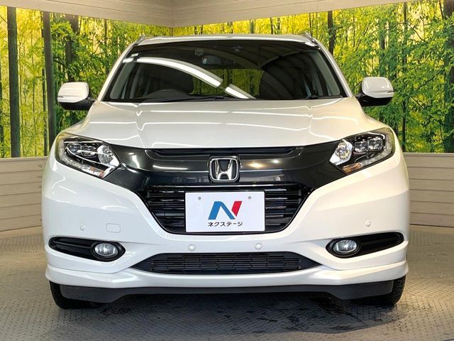 HONDA VEZEL HYBRID 2015