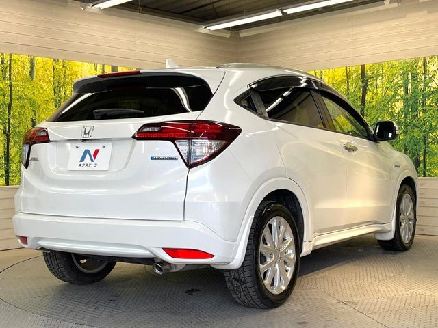 HONDA VEZEL HYBRID 2015