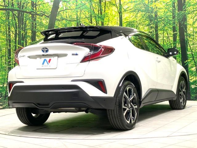 TOYOTA C-HR 2018
