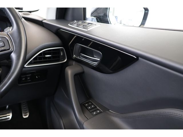 JAGUAR JAGUAR F-PACE 2017