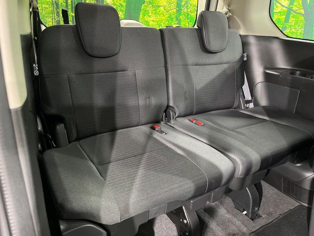 NISSAN SERENA  WG 2023