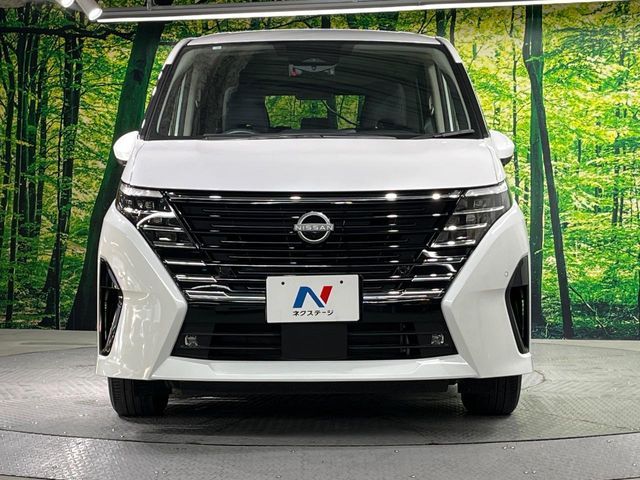 NISSAN SERENA  WG 2023