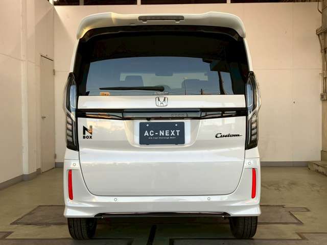 HONDA N BOX CUSTOM 2022