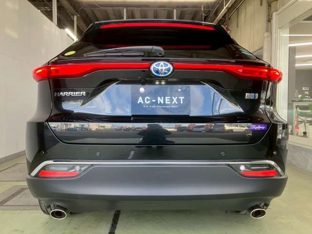 TOYOTA HARRIER HYBRID 2021