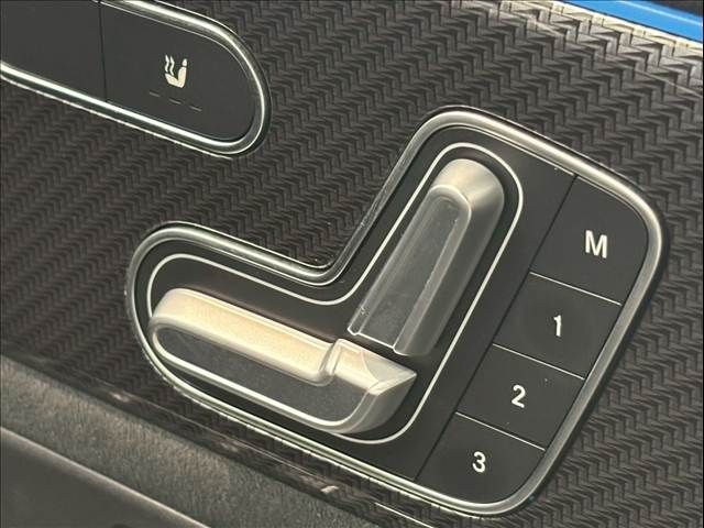 MERCEDES BENZ MERCEDES BENZ GLA class 2020