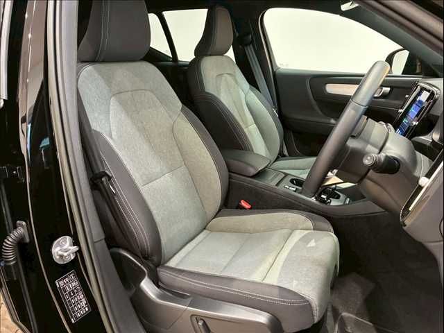 VOLVO VOLVO XC40 2022