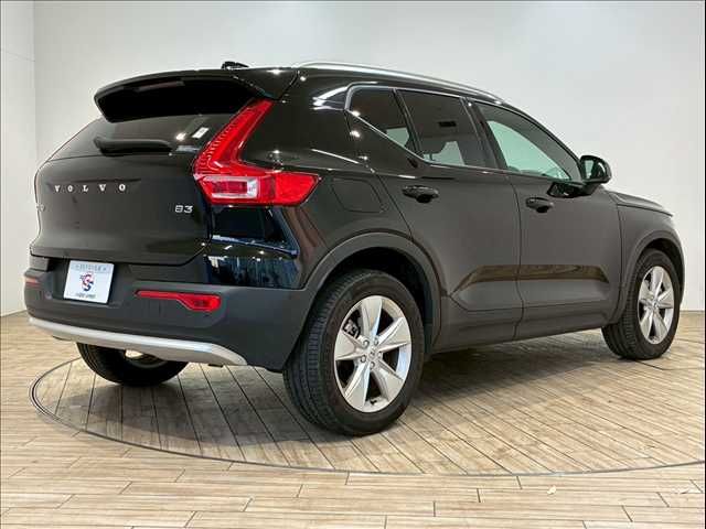 VOLVO VOLVO XC40 2022
