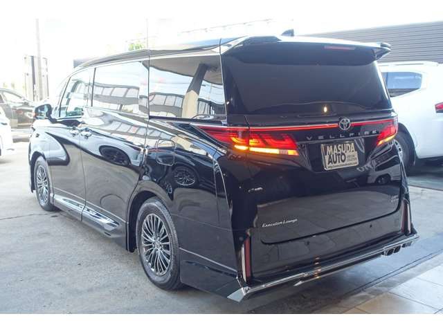 TOYOTA VELLFIRE  HYBRID 4WD 2024