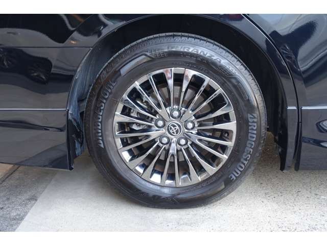 TOYOTA VELLFIRE  HYBRID 4WD 2024