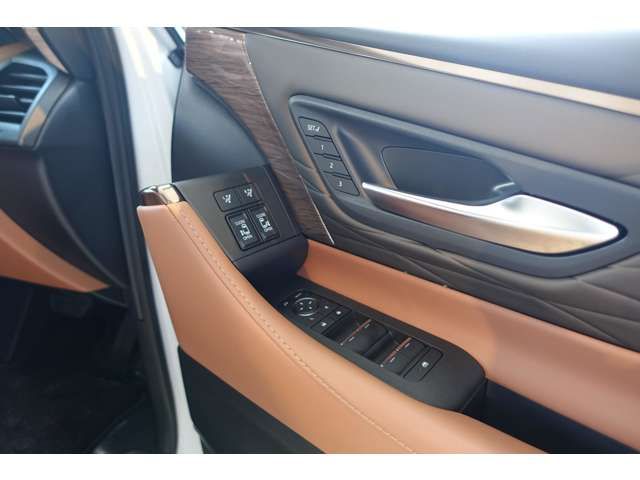 TOYOTA VELLFIRE  HYBRID 2025