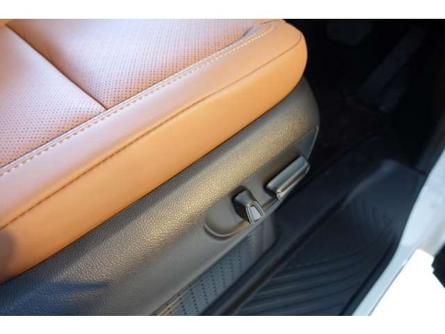 TOYOTA VELLFIRE  HYBRID 2025