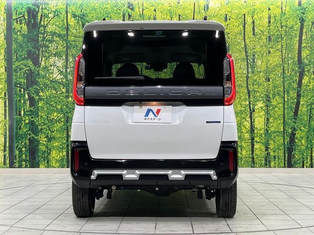MITSUBISHI DELICA MINI 2024