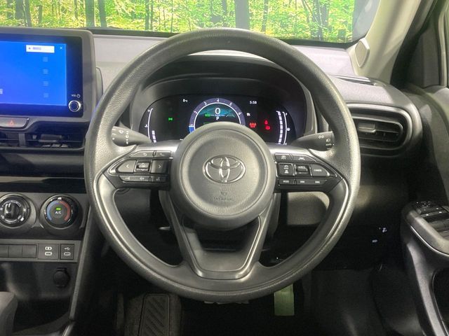 TOYOTA YARIS CROSS 2025