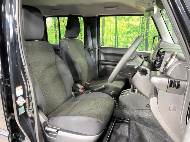 SUZUKI JIMNY NOMADE 2025