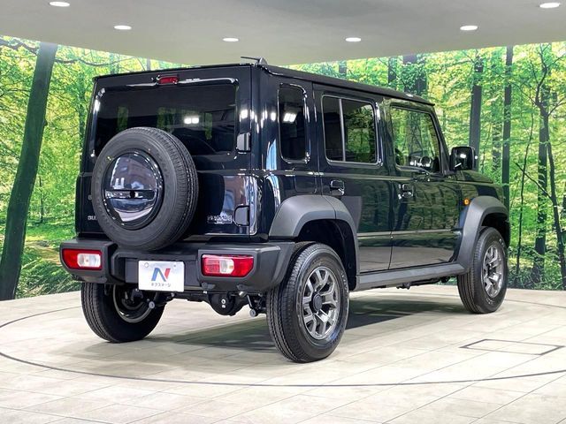 SUZUKI JIMNY NOMADE 2025