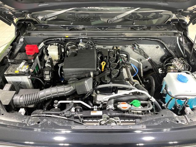 SUZUKI JIMNY NOMADE 2025