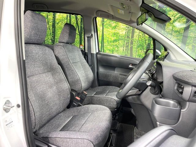 TOYOTA SIENTA HYBRID 2025