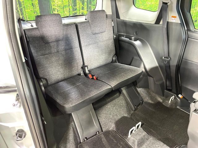 TOYOTA SIENTA HYBRID 2025