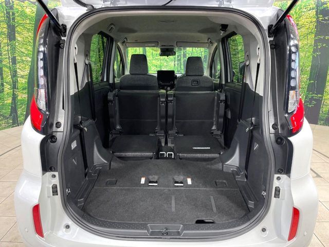 TOYOTA SIENTA HYBRID 2025