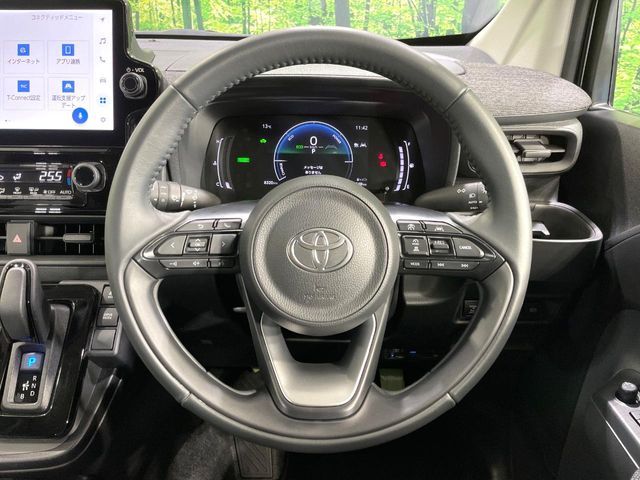 TOYOTA SIENTA HYBRID 2025