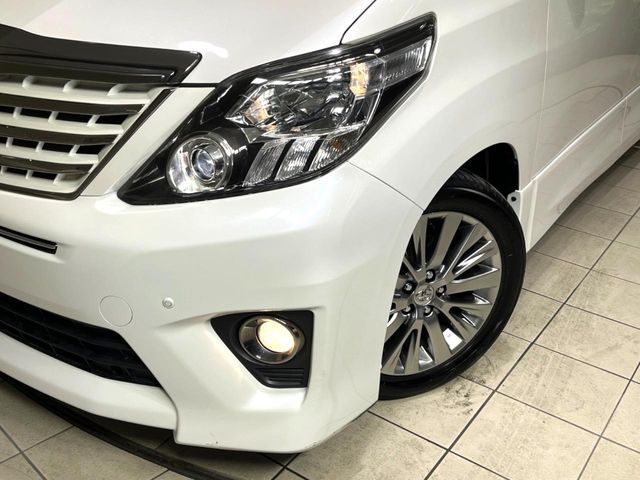 TOYOTA ALPHARD 2013