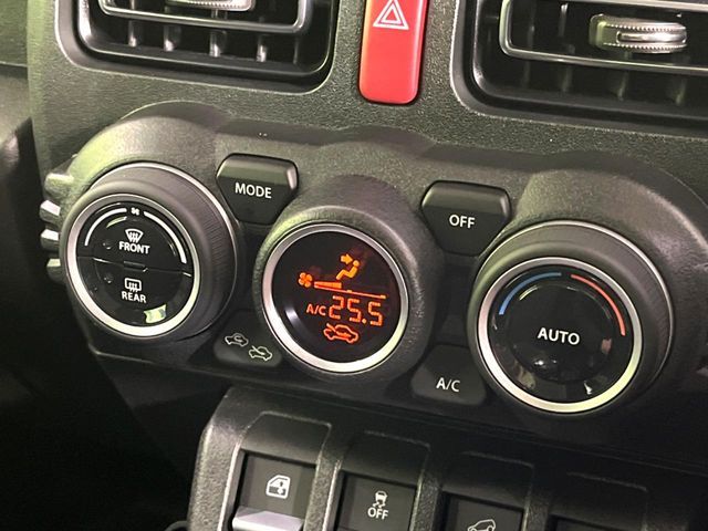 SUZUKI JIMNY NOMADE 2025