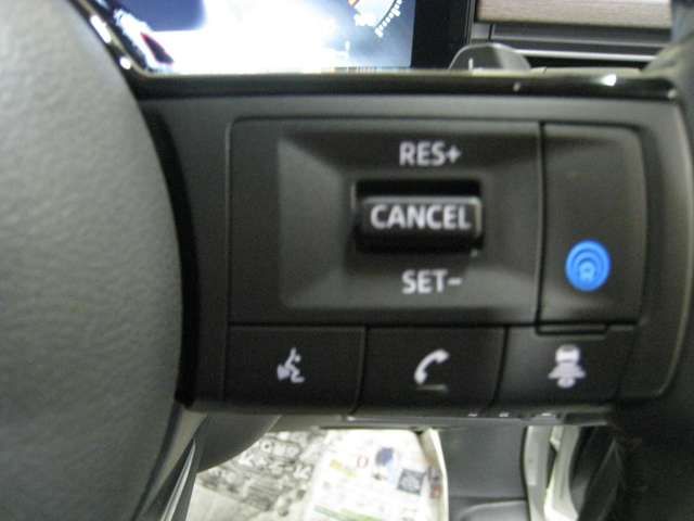 NISSAN SERENA  WG 4WD 2023