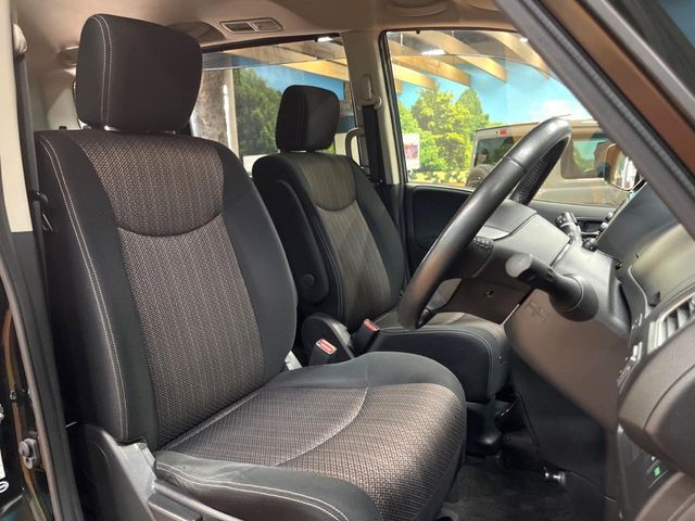 NISSAN SERENA  S-HYBRID 2016