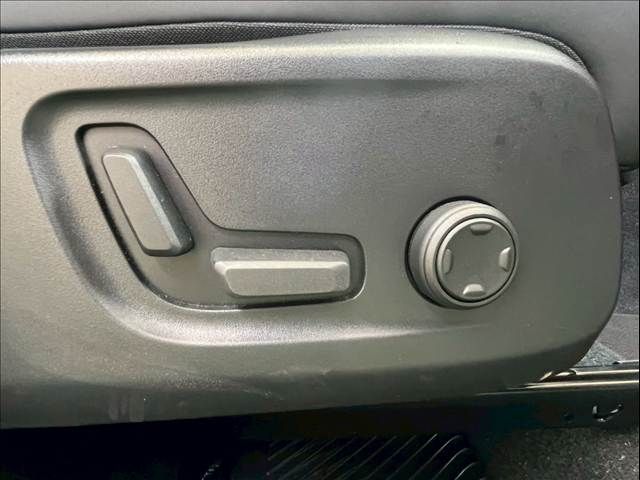 VOLVO VOLVO XC40 2022