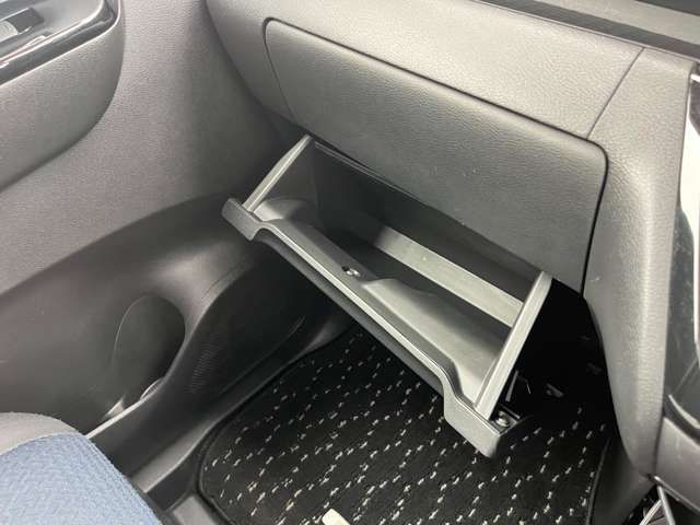 NISSAN ROOX 4WD 2021