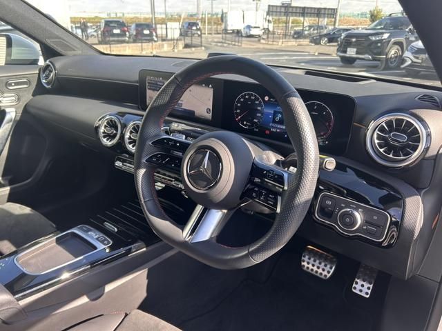 MERCEDES BENZ MERCEDES BENZ A class sedan 2025