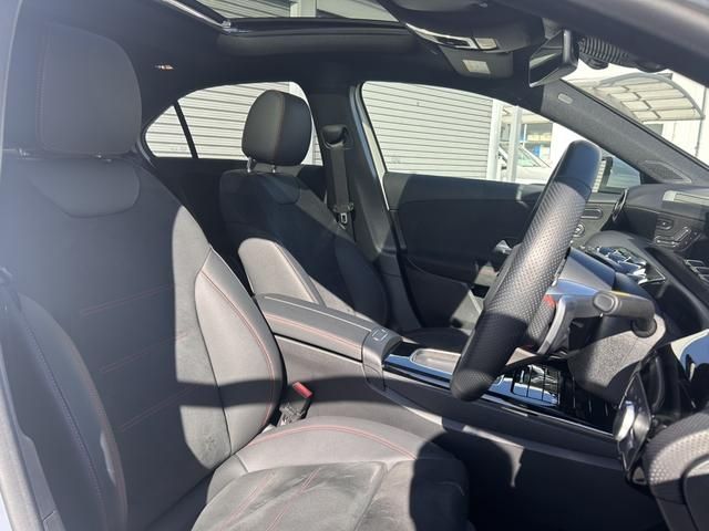 MERCEDES BENZ MERCEDES BENZ A class sedan 2025