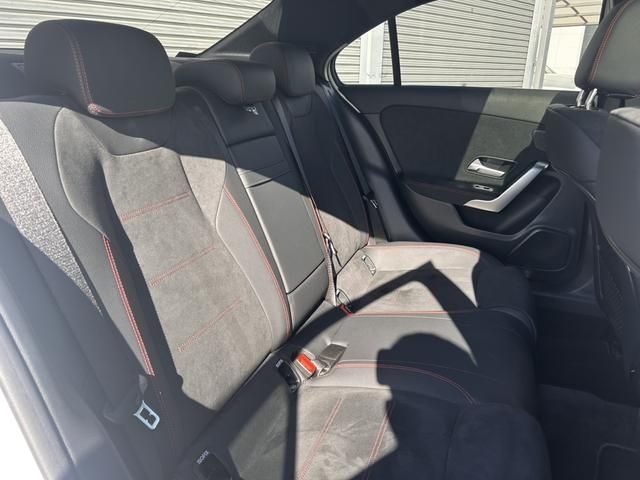 MERCEDES BENZ MERCEDES BENZ A class sedan 2025