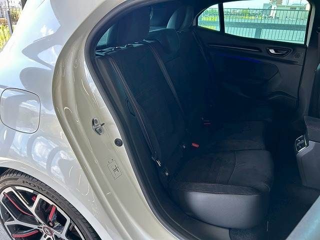 RENAULT RENAULT MEGANE hatchback 2020