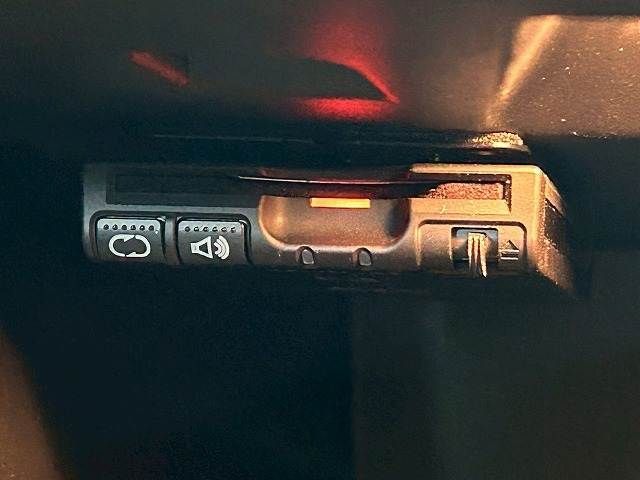 RENAULT RENAULT MEGANE hatchback 2020