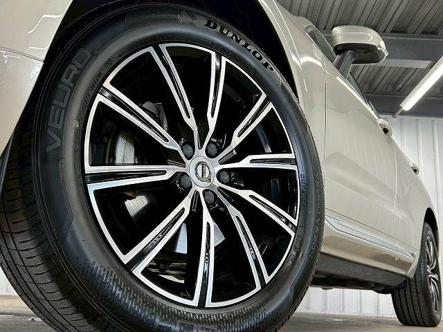 VOLVO VOLVO XC60 2021