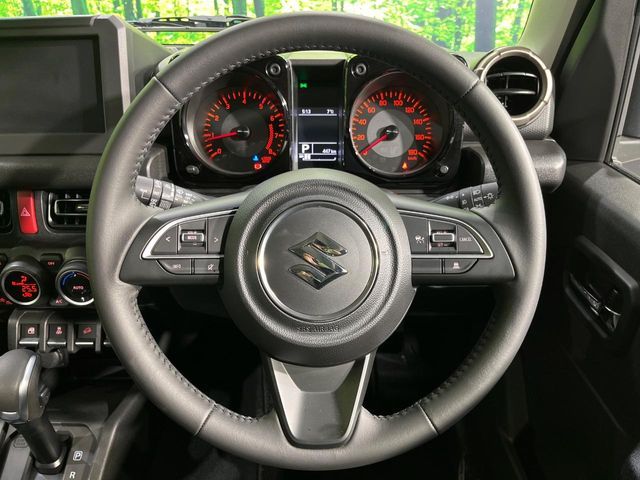 SUZUKI JIMNY NOMADE 2025