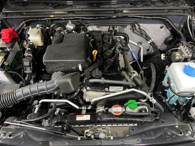 SUZUKI JIMNY NOMADE 2025